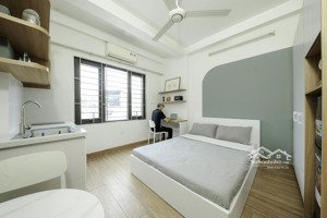 chính chủ cho thuê căn hộ studio mặt đường 84 hoàng văn thái, thanh xuân full nội thất