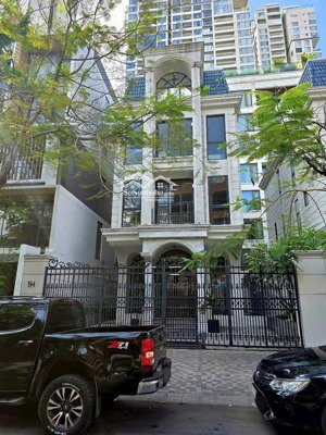 ngộp! biệt thự mtkd khu võ trường toản, lê thước thảo điền, q2. dt 10.5x19m cn 196m2. sẵn hđt 130tr