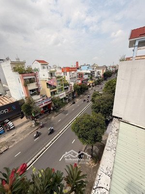 siêu phẩm mặt tiền lô góc nguyễn sơn 5 tầng 5.4x20m 83m2, giá chỉ 2x tỷ (thương lượng)