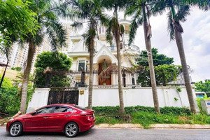 cho thuê biệt thự nguyễn văn hưởng thảo điền quận 2