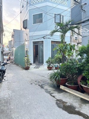 nhà đẹp khu vip đường xô viết nghệ tĩnh - ngay hàng xanh - hẻm gần mặt tiền