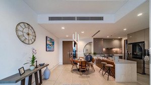 căn 3 phòng ngủ 140m2 full nội thất mới đẹp, chưa ai ở, dọn vào ở ngay - lh o932o874oo