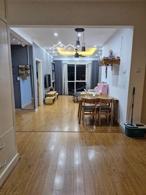 cho thuê căn hộ full đồ hanoi garden citythạch bàn, long biên. 95m. giá: 9 triệu/ tháng