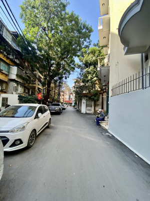 60m² phân lô cầu giấy_đường 5 mét, gara ô tô, uy tín.