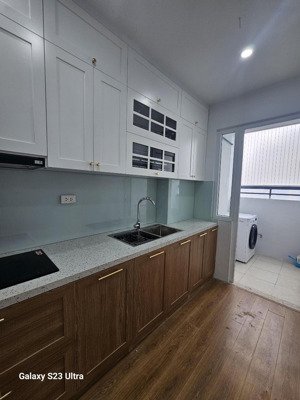 cần tiền bán gấp chung cư 17t nguyễn thị định, cầu giấy 78m2 6,3 tỷ full nội thất mới lh 