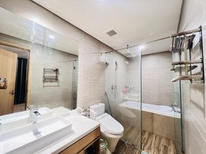 bán gấp chung cư sky park tôn thất thuyết,cầu giấy 130m 3n2w full nội thất sổ đỏ lâu dài nhỉnh 16tỷ