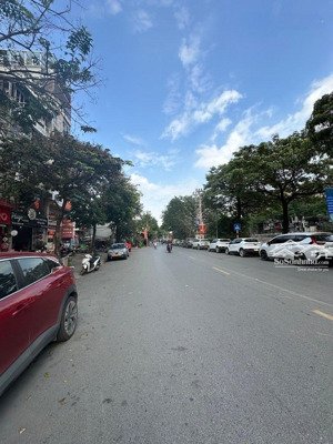 bán căn nhà mặt phố thượng đình - thanh xuân vỉa hè kinh doanh ô tô tránh sát vành đai 2.5