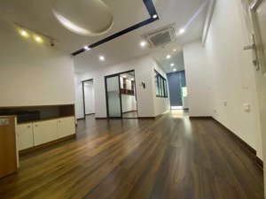 cần tiền bán gấp chung cư 17t10 nguyễn thị định, cầu giấy 75m full nội thất mới sổ đỏ nhỉnh 6 tỷ