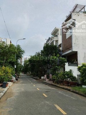 bán đất thế kỷ 21 diện tích 5x20.5 giá 200tr/m2 trung tâm hành chính q. 2 cũ