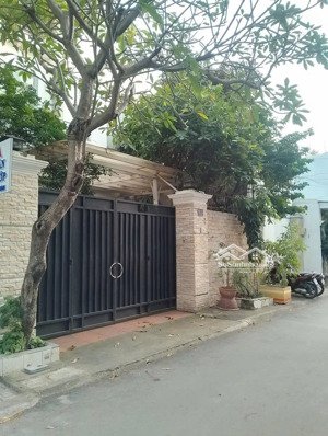 70m2 (4x19) hẻm 1/ xe tải thông, gần chợ nguyễn sỹ sách giá 7,4 tỷ