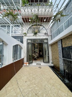 hxh 7m ngay hương lộ 2 bình tân - ngang 4m2 ( 5 tầng ) 5 pn - giá : 6 tỷ nhĩnh