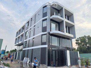 sổ riêng, tường riêng. nhà 4 tầng mới xây, tỉnh lộ 43, 52.3m2, giá 4.37 tỷ