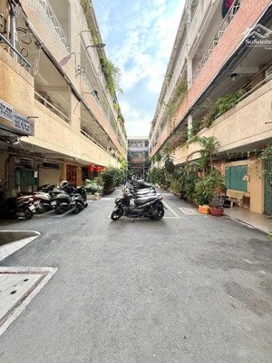 chung cư nơ trang long - 3.1 tỷ, dt 56m2, 2pn và 2wc, hẻm xe hơi đường nhựa rộng rãi, shr.