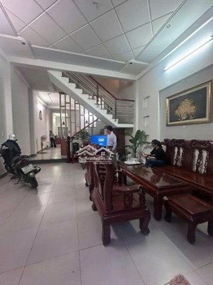 nhà 2 tầng kiệt ô tô phan văn định giá đầu tư cực tốt