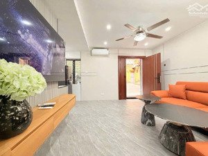 nhà đẹp tt đại la ở ngay ô tô lô góc 2 mặt thoáng trung tâm hai bà