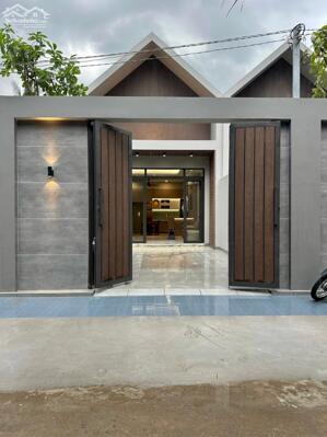 Nhà đẹp mới xây dựng đường oto Trung An, Tp Mỹ Tho, Tiền Giang