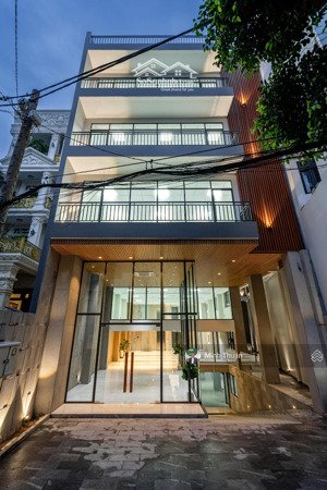 rẻ nhất trần não !bán nhanh builidng 5 tầng -mtkd trần não - 9x65m -tn: 350tr/tháng - giá 315tr/m2