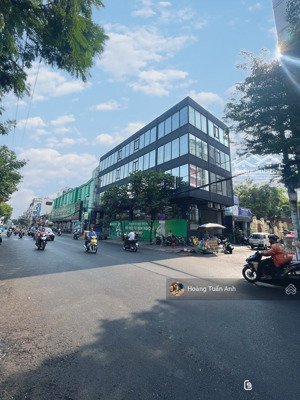 góc 2mt đồng đen + phan sào nam, tân bình - 30x10m - hầm 4 tầng - hđt 200 triệu/th - giá 60 tỷ