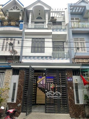 nhà phố 1 trệt 2 lầu 5x17m, mặt đường nhựa 8m gần chợ đại hải, phan văn hớn vô 2phút xã bà điểm mới