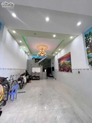 Nhà sổ riêng đường ô tô giá rẻ 2.6 tỷ/67 m2/1 lầu 1 trệt