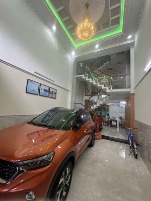 siêu hót hiếm-rộng đẹp hẻm to giá tốt-bán nhà-4.2x18-5 tầng-hẻm 8m- phan huy ích gò vâp-gần emart