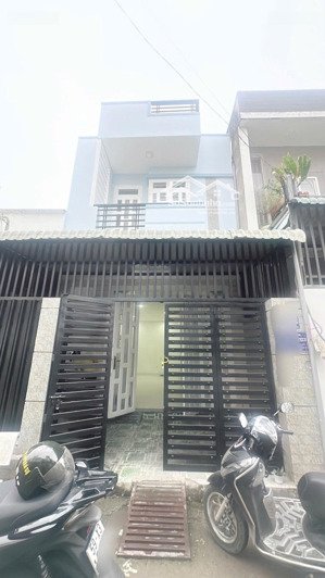 nhà đẹp giá rẻ trường lưu 55m2 đúc 2 tầng dọn vào ở ngay chỉ 3.99 tỷ