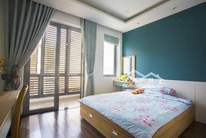 vị trí vip: bán biệt thự 4 tầng nguyễn thị minh khai, q1 gần thảo cầm viên. dt: 4.4 x 25m, 23.9 tỷ