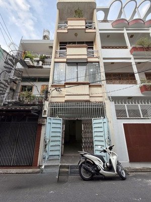 giảm sâu 300triệu-chính chủ cần bán nhà hẻm xe hơi luỹ bán bích, tân phú. giá chỉ 3tỷ520 còn tl