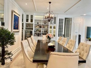 siêu mới vừa trống cho thuê 3pn 190m2 93tr/th vinhomes đồng khởi quận 1