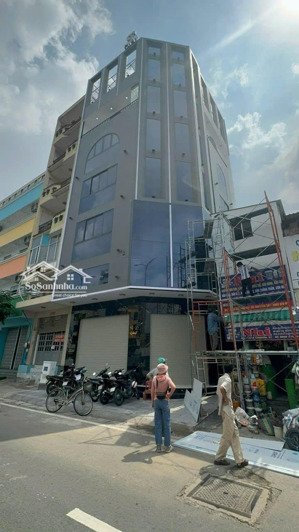 siêu phẩm 2mt bùi thị xuân.p. bến thành - q1.thu nhập 250tr. dt: 6x23m.cn:127m2. 7 tầng. giá 75 tỷ