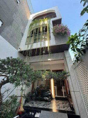 giá 3 tỷ 215 ngộp bán lẹ nhà nguyễn thiện thuật, q3 54m2 4pn pháp lý chuẩn chỉnh