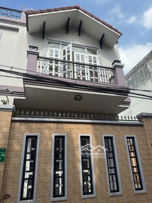 siêu phẩm biệt thự 3 tầng, hxt, dt 180m2 , ngang 12m, , đường số 8, linh xuân, nhỉnh 15 tỷ