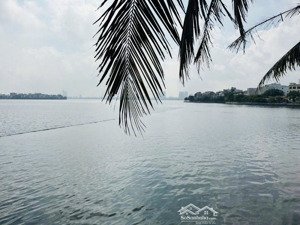 mặt phố nhật chiêu 5 tầng đẹp nhất view hồ tây phố, hiếm, vị trí đẹp, đắc địa - ô tô dừng đỗ ngày