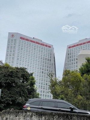 nhà phố nguyễn khoái 83m², ô tô vào nhà, phân lô quân đội, 18.5 tỷ