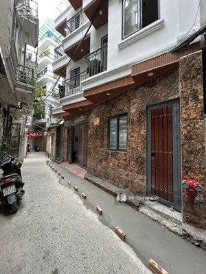 bán nhà riêng tại hoàng hoa thám, 27,5 tỷ, 82m2, 20pn, 21wc, đẹp và nhiều tiện ích