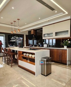 chính chủ bán căn hộ 3 phòng ngủ 158m2 chung cư md complex mỹ đình. nội thất cao cấp có slot ô tô