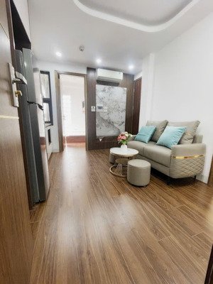 hiếm căn 3 ngủ sát royal city cách 1 nhà ra phố
pháp lý rõ ràng sổ đsh phôi riêng tặng nội thất