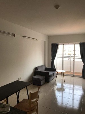 chính chủ bán căn chung cư bàu cát lô k lầu thấp