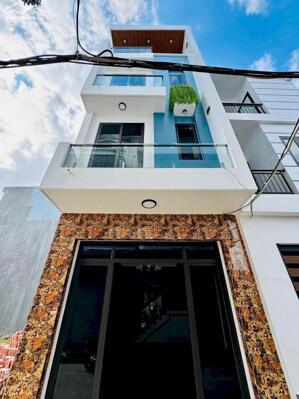 Căn nhà 4 tầng độc lập ô tô để trong nhà nằm tại Tổ 6 trung tâm An Dương.