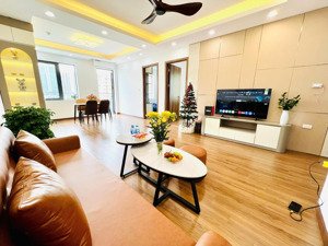 bán căn hộ chung cư nam trung yên, căn góc 2 thoáng, tầng trung đẹp, nhà đẹp ở ngay, chưa đến 7 tỷ