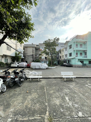 hiếm nhà bán sát mặt tiền trần não, quận 2 - 56m2 (4.5x12.3) vuông a4 - 3 tầng đúc - hẻm xe hơi 6m