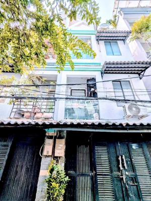 bán nhà quận 7 đang cho thuê 16 phòng sẵn dòng tiền tốt, hẻm ô tô chỉ 6,5 tỷ còn tl