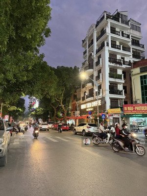 cần bán gấp nhà mặt phố đường lê đại hành, hai bà trưng, hà nội 22,5 tỷ, 41m2, 4 tầng, vị trí đẹp