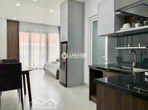 cho thuê căn hộ studio ban công full nội thất cao cấp ở thảo điền gần quốc hương cầu sài gòn ít phí