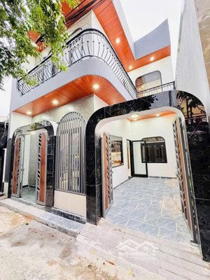 chào bán nhà 2 tầng 2 mê đúc | villa mini đẹp hiếm có khó tìm - nhà cách đường chỉ 5 bước chân