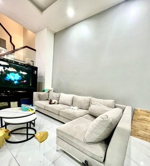 bán nhà ngay khu bàu cát - hẻm xe hơi, 72m2 - 4x18 - vuông a4 -vừa ở vừa cho thuê 20tr/ th, 8,5 tỷ