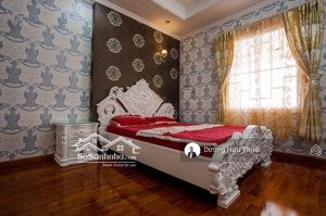 hot hot-kẹt tiền bán nhanh-nhà mới bưng ông thoàn-vòng xoay liên phường