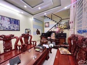 cần bán gấp- nhà đẹp-hẻm ôtô-cách metro 1km-ngã tư thủ đức-vincom-lê văn việt