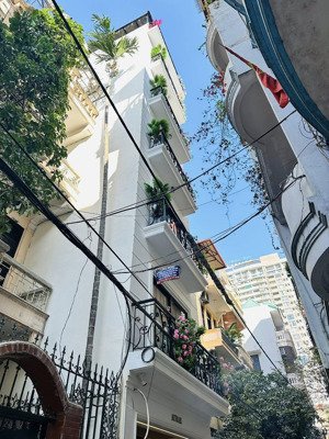 bán nhà phùng chí kiên cầu giấy dt 72m x 7t x mt 4,1m gía 35,7 tỷ có thương lượng