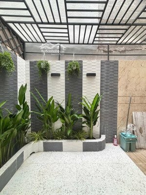 nhà phố đẳng cấp thang máy-nội thất cao cấp p.xông hơi đường 8m nối lê văn quới giáp q.tân phú q.11